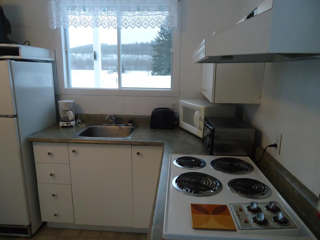 Chalet Au Bord Du St-Maurice La Tuque Εξωτερικό φωτογραφία